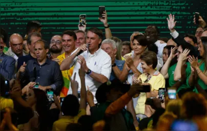 Imagem ilustrativa da imagem Bolsonaro fará campanha em Londrina na sexta-feira (16)