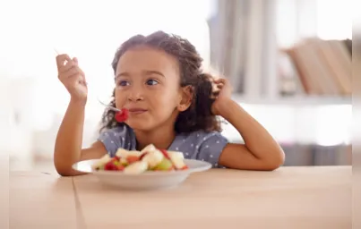Imagem ilustrativa da imagem É possível manter uma alimentação saudável nas férias das crianças?