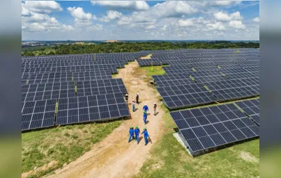 Imagem ilustrativa da imagem Empresa londrinense executa projeto pioneiro de usina solar em aterro