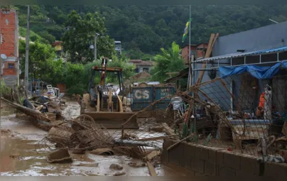 Imagem ilustrativa da imagem Sobe para 48 o número de mortos pelas chuvas no Litoral de SP