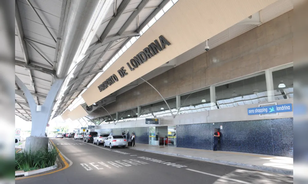 Aeroporto Governador José Richa: secretaria de Obras liberou alvará para reforma