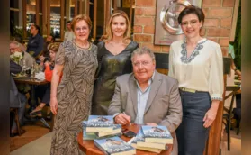 Lançamento do livro Apash