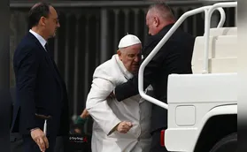 Papa Francisco é hospitalizado com infecção respiratória