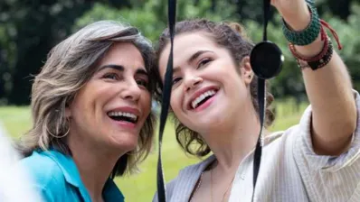 A disputa pelo prêmio principal traz a comédia "Desapega!", com Glória Pires, Maísa Silva e Wagner Santisteban no elenco
