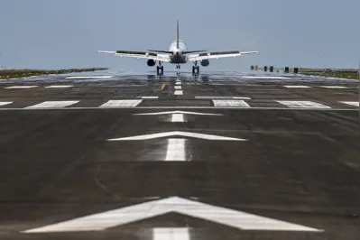 Imagem ilustrativa da imagem Aeroportos do Paraná têm maior crescimento do país em 2022