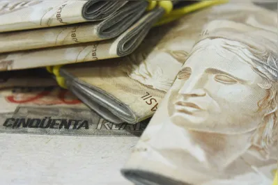 Em maio, a arrecadação totalizou R$ 176,81 bilhões, também o maior valor já registrado para esse mês desde 1995