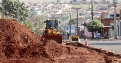 Imagem ilustrativa da imagem Avenida  entre Londrina e Cambé começa a ser duplicada