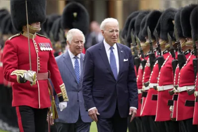 O encontro se deu no castelo de Windsor, onde Biden foi recebido com uma parada militar