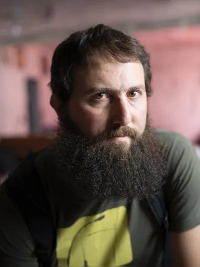 Julián Fuks: autor de  "A Resistência" fará bate-papo em Londrina sobre o  tema "Memória e Reinvenção do Passado"