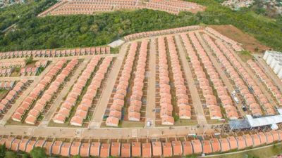 Imagem ilustrativa da imagem Caixa prevê ao menos 555 mil imóveis até o fim do ano