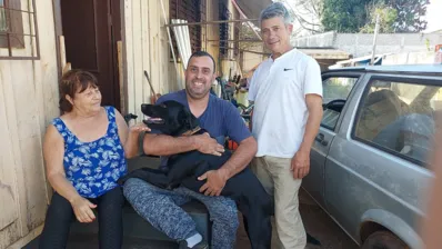 Tereza da Silva, Ariovaldo Barra Rosa de Oliveira,  com Jhony, e Rosivaldo da Silva