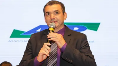 O presidente da AMP (Associação dos Municípios do Paraná), Edimar Santos, que é prefeito de Santa Cecília do Pavão (Norte Pioneiro)
