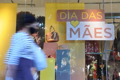 Imagem ilustrativa da imagem Consumidores estão cautelosos com as compras do Dia das Mães