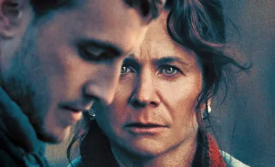 Emily Watson e Paul Mescal protagonizam o drama sobre violência doméstica, predação masculina e os silêncios de uma sociedade que acaba consentindo