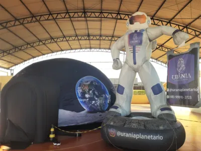 Urânia Planetário Móvel