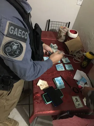 Imagem ilustrativa da imagem Gaeco cumpre mandados de busca e apreensão na região de Londrina