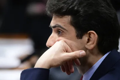 Imagem ilustrativa da imagem Galípolo é aprovado por comissão do Senado para diretoria do BC