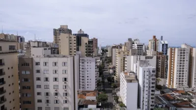 No mês passado, também caiu o número de consumidores londrinenses que conseguiram renegociar suas dívidas e “limparam” seus nomes