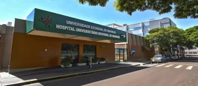 De acordo com informações do HU de Maringá, o quadro dela era considerado muito grave porque o projétil perfurou uma vértebra torácica e uma lombar