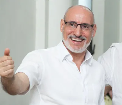 Imagem ilustrativa da imagem Padre reúne em livro artigos publicados na FOLHA