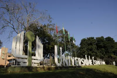 Para servidores e professores da UEL, defasagem salarial da categoria está estimada em 42% bem acima do reajuste de 5,79% oferecido pelo governo