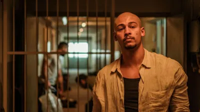 Imagem ilustrativa da imagem “Puro Ouro” é cinebiografia instigante de rapper alemão
