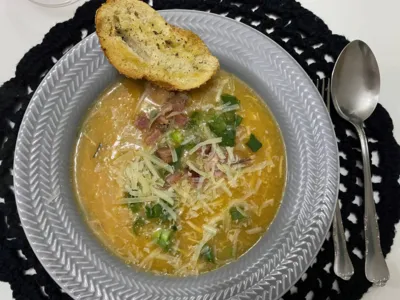 Imagem ilustrativa da imagem Sopa é janta? Frio intensifica a temporada dos caldos!