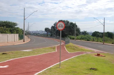 Imagem ilustrativa da imagem Trânsito na Avenida das Laranjeiras está liberado