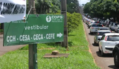 Imagem ilustrativa da imagem UEL recebe inscrições para isenção ou desconto para Vestibular 2024