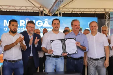 O governador Carlos Massa Ratinho Junior assinou a ordem de serviço que autoriza o início da instalação da usina solar