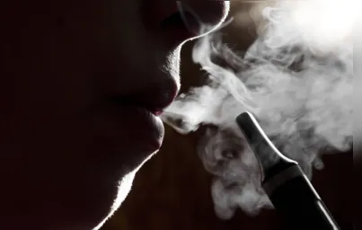 Imagem ilustrativa da imagem Câmara aprova proibição de cigarros eletrônicos em escolas de Londrina