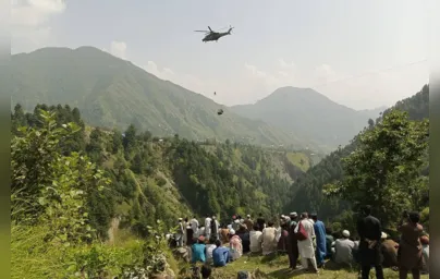Imagem ilustrativa da imagem Grupo é resgatado de teleférico pendurado no Paquistão
