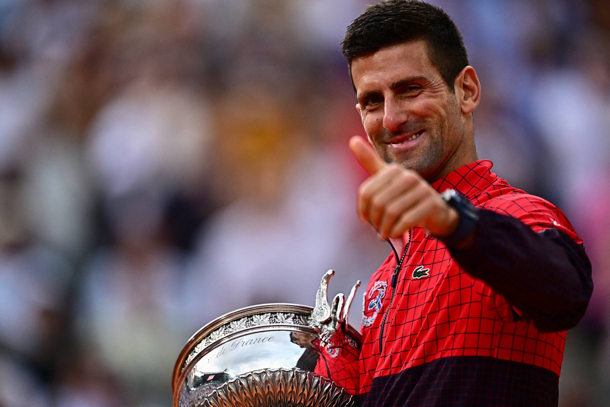 Djokovic vence Roland Garros e se isola como recordista de títulos