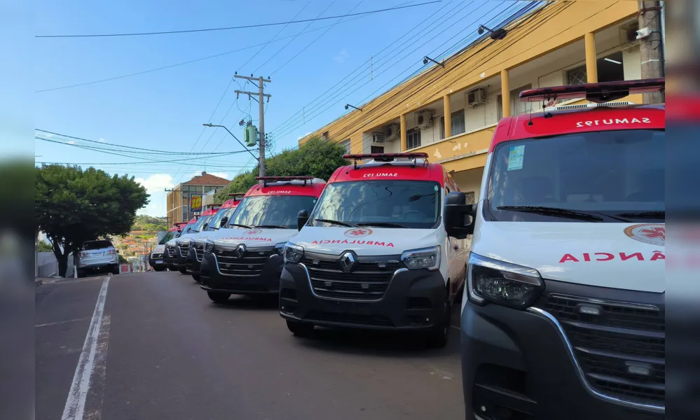 Imagem ilustrativa da imagem Estado entrega sete novas ambulâncias para reforçar o Samu do Norte Pioneiro