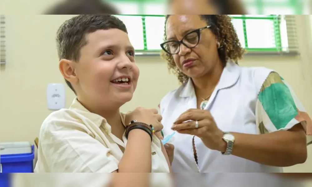 Imagem ilustrativa da imagem Londrina amplia vacinação contra a dengue para adolescentes até 14 anos