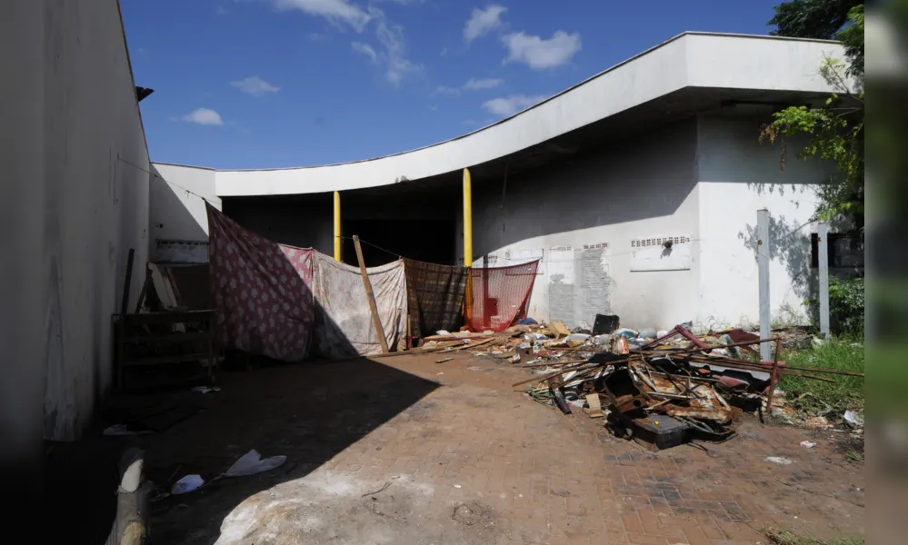 Imagem ilustrativa da imagem Vereador propõe desapropriar imóveis abandonados em Londrina