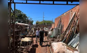 Dois ferros-velhos são interditados em Londrina durante fiscalização