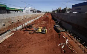 Empresa pede à prefeitura para entregar trincheira em abril