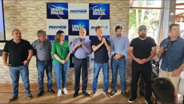 Em encontro político, em Londrina, o deputado Nelsinho Padovani selou alianças com pré-candidatos a prefeitos e vereadores