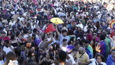 Evento realizado na tarde de domingo (5) reuniu pessoas de Londrina e região, num número que cresce a cada ano desde a primeira edição
