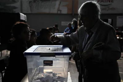 Na votação ao referendo no Chile, o clima é de escolher "o menos pior" em termos de Constituição