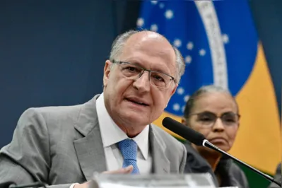 Imagem ilustrativa da imagem Alckmin agiu para garantir benefício a montadoras em Reforma Tributária