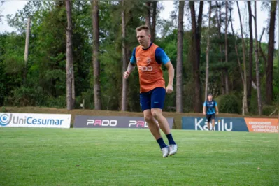 Moisés entra no meio em lugar de Rodrigo, suspenso: depois do Mirassol, LEC só voltará a jogar dia 15, contra o Avaí, no Café
