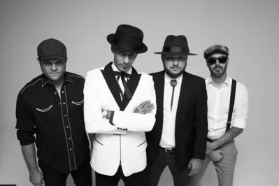 Imagem ilustrativa da imagem Banda Farol Negro lança nesta sexta (6), o single Glória Falsa