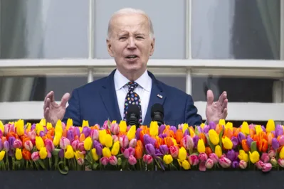 O movimento de Biden é visto como uma oportunidade de recuperar a simpatia dos jovens, grupo essencial para a vitória em 2020