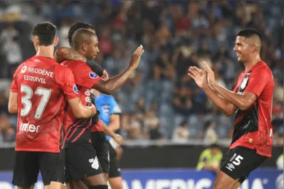 Athletico, que goleou o Sportivo Ameliano do Paraguai na terça-feira, vai estrear na Ligga Arena diante do Cuiabá