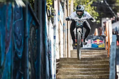 Lucas Borba performa durante Red Bull Valparaiso Cerro Abajo 3 de Março de 2024, Chile.