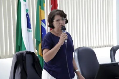 "Trata-se de um instrumento para garantir o exercício da cidadania. Precisamos avaliar que entre os princípios do PPA está identificar com muita clareza quais são as prioridades de ações do governo", defende Lenir de Assis