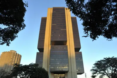 Imagem ilustrativa da imagem Copom reduz juros básicos da economia para 11,25% ao ano