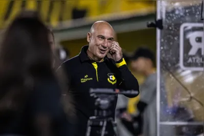 Márcio Zanardi já trabalhou na base do Corinthians e no São Bernardo dirige pela primeira vez um time profissional